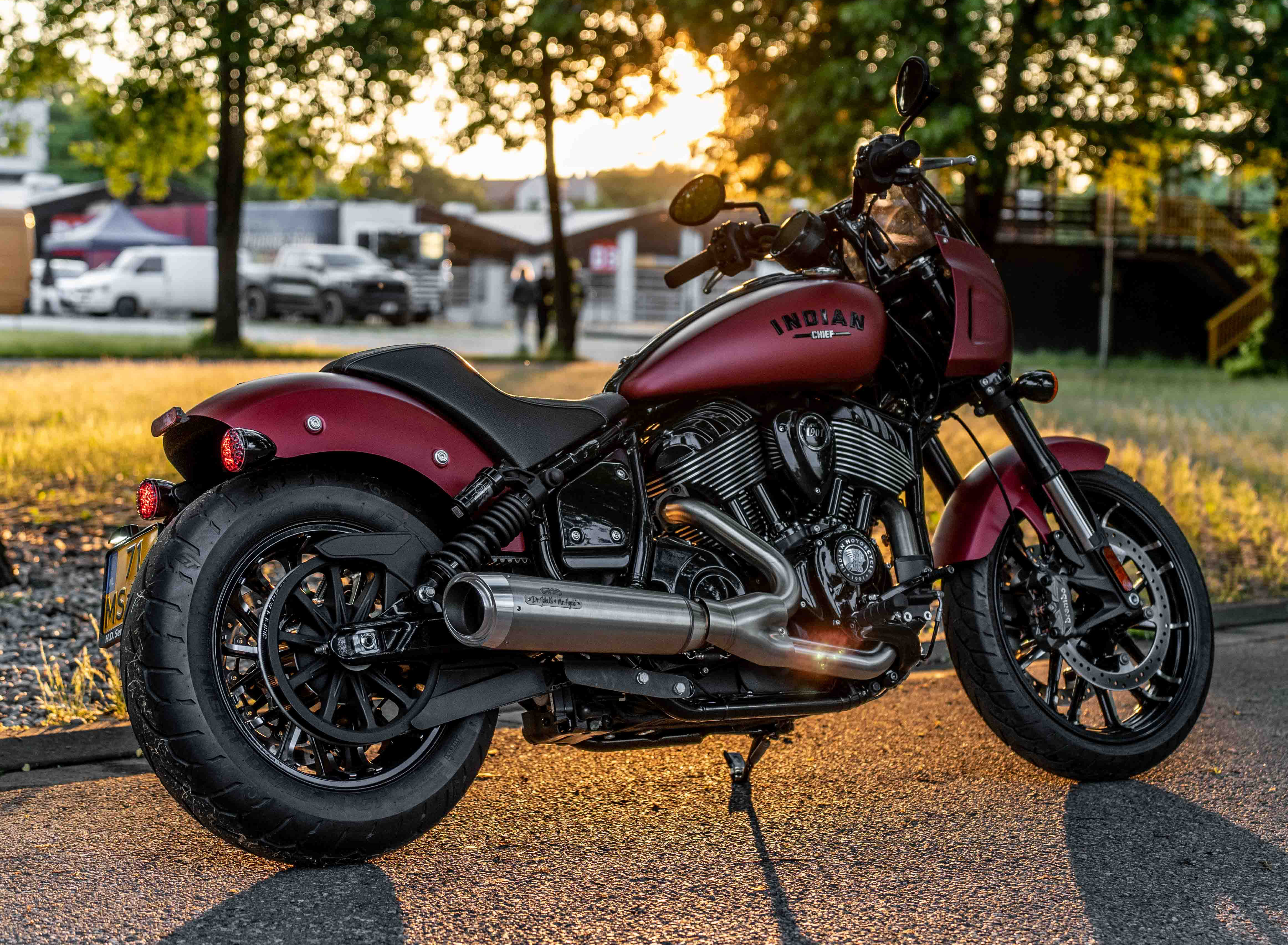 The Exhaust for Indian Chief 2-in-1 / Twenty-One